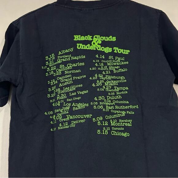 Vintage Fall Out Boy Black Clouds & Underdogs Tour Shirt - Picture 4 of 5